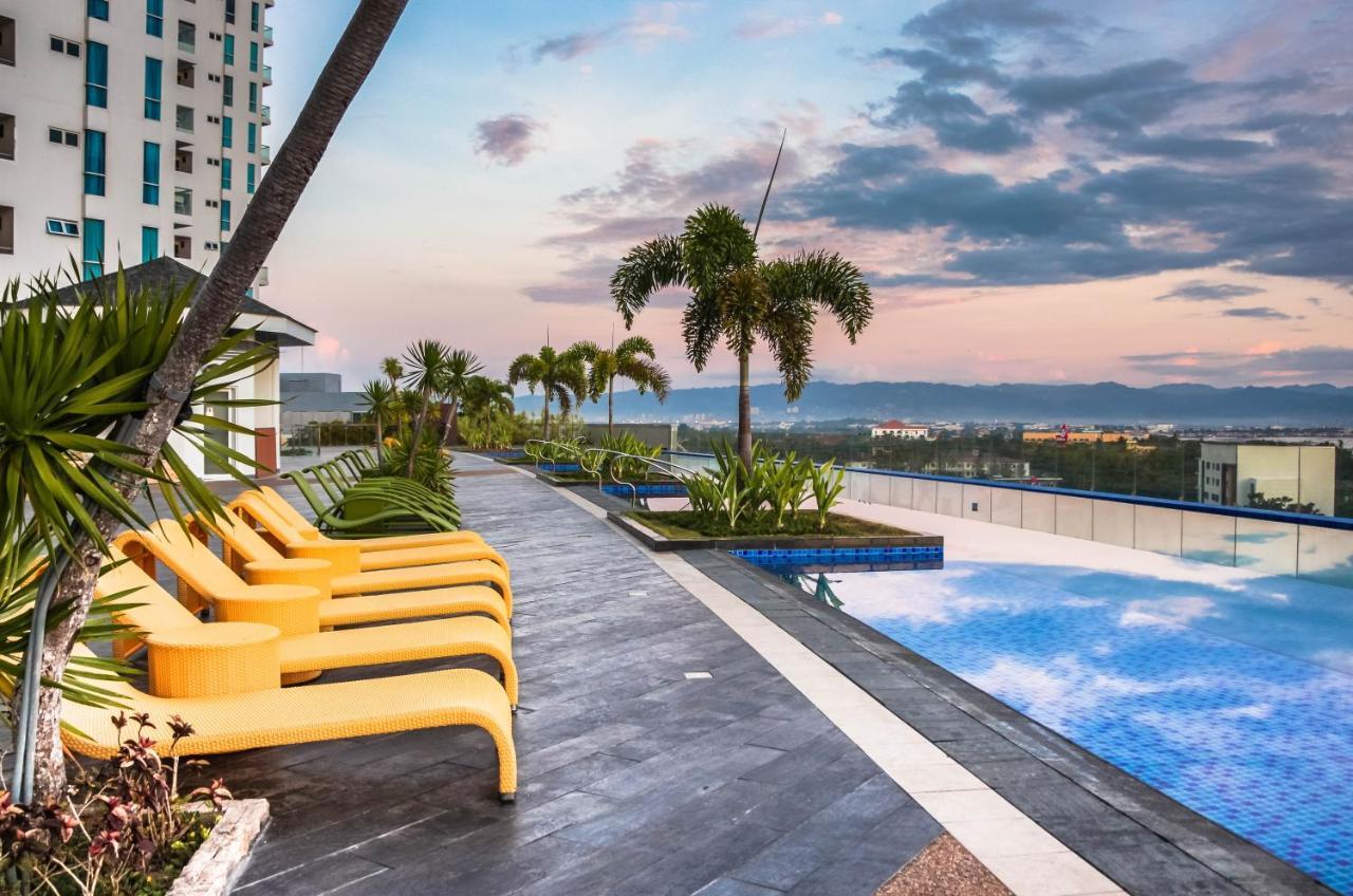 C Suites At Mactan Newtown Lapu-Lapu City Eksteriør billede