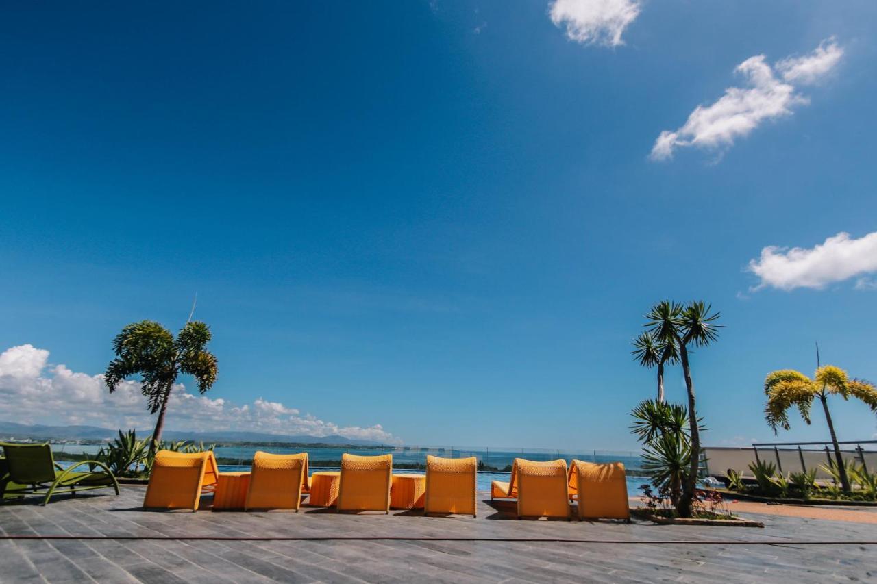 C Suites At Mactan Newtown Lapu-Lapu City Eksteriør billede
