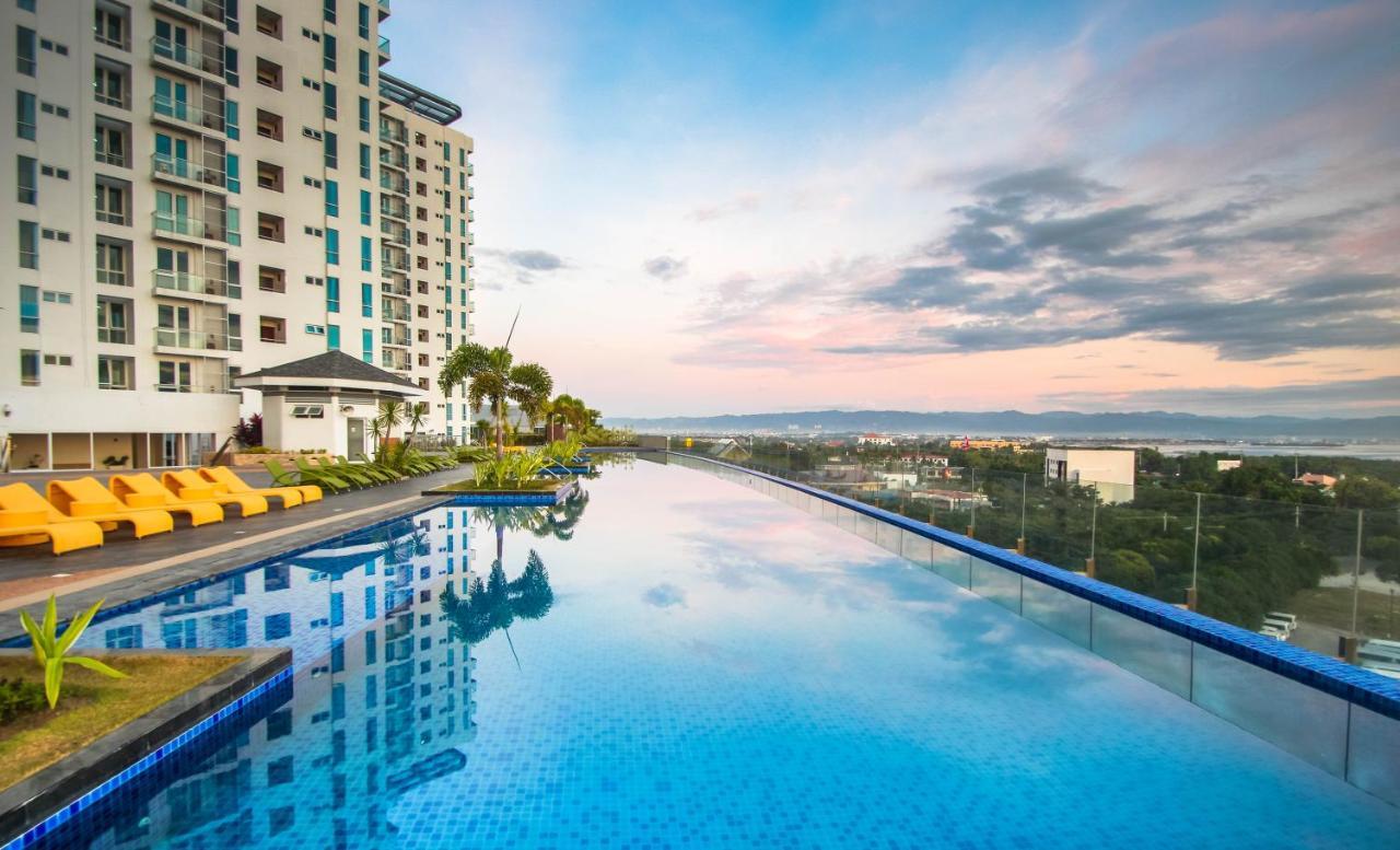 C Suites At Mactan Newtown Lapu-Lapu City Eksteriør billede