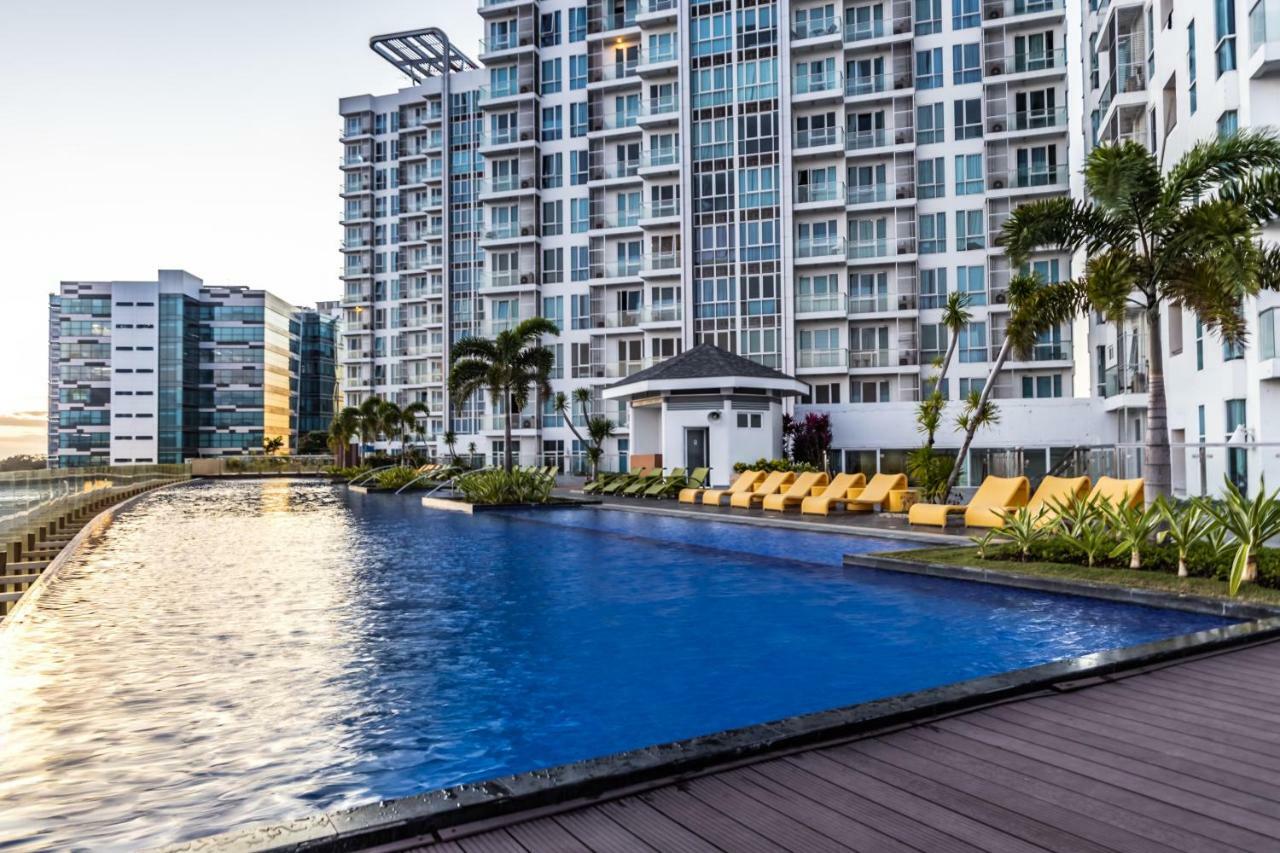 C Suites At Mactan Newtown Lapu-Lapu City Eksteriør billede